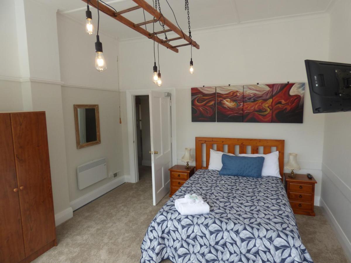 Sahara Guest House Dunedin Luaran gambar